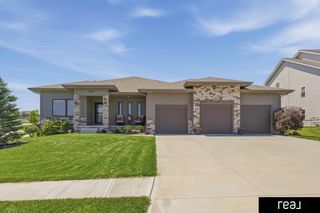 21803 I Street, Omaha, NE 68022