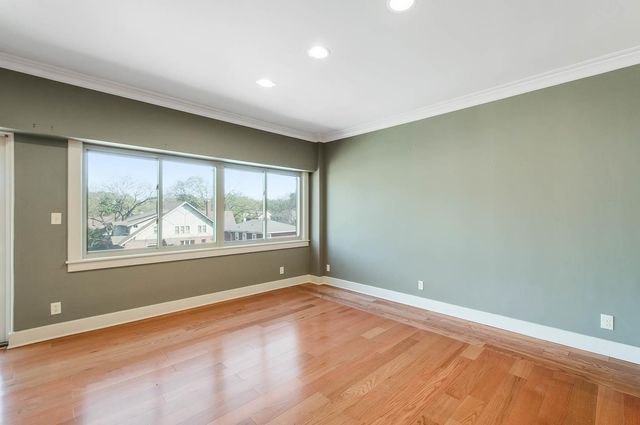 4200 West End Ave Apt 402, Nashville, TN 37205