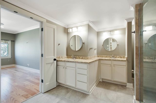 4200 West End Ave Apt 402, Nashville, TN 37205