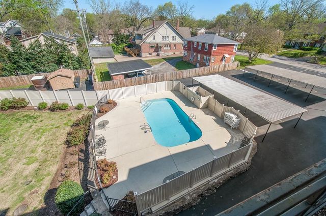 4200 West End Ave Apt 402, Nashville, TN 37205