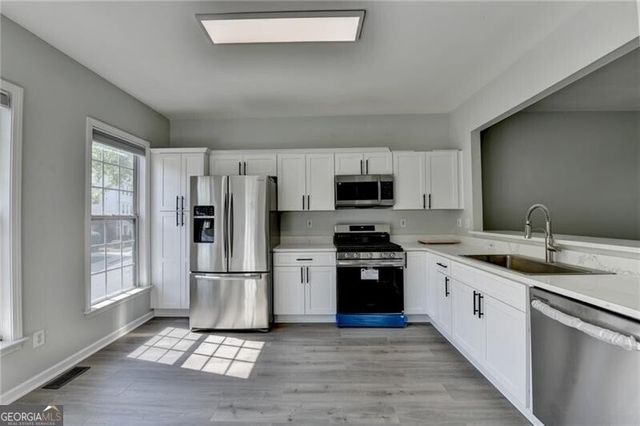 3977 Howell Park Road, Duluth, GA 30096