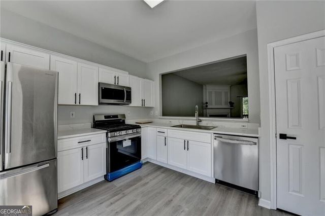 3977 Howell Park Road, Duluth, GA 30096