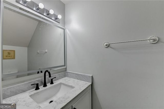 3977 Howell Park Road, Duluth, GA 30096