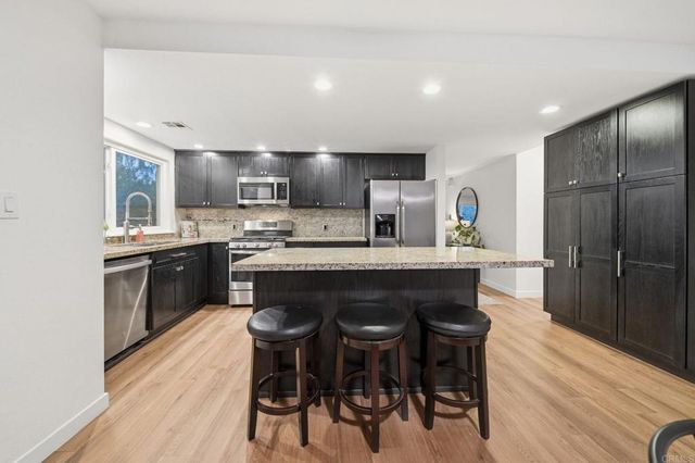 25410 Bellemore Drive, Ramona, CA 92065