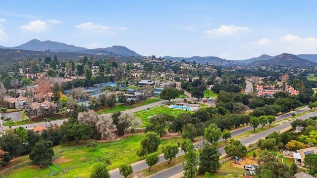 25410 Bellemore Drive, Ramona, CA 92065