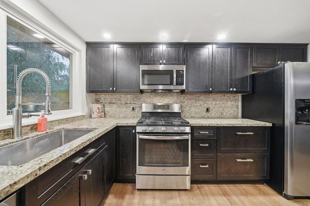 25410 Bellemore Drive, Ramona, CA 92065