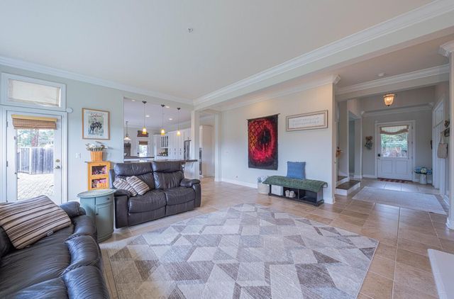 17403 Avenida Los Altos, Salinas, CA 93907