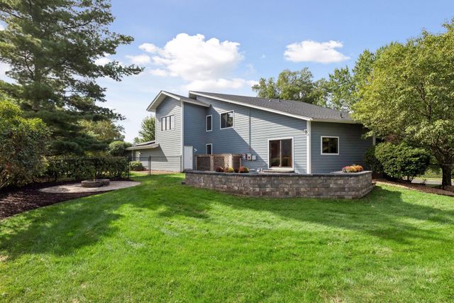 1728 Trail Road, Mendota Heights, MN 55118