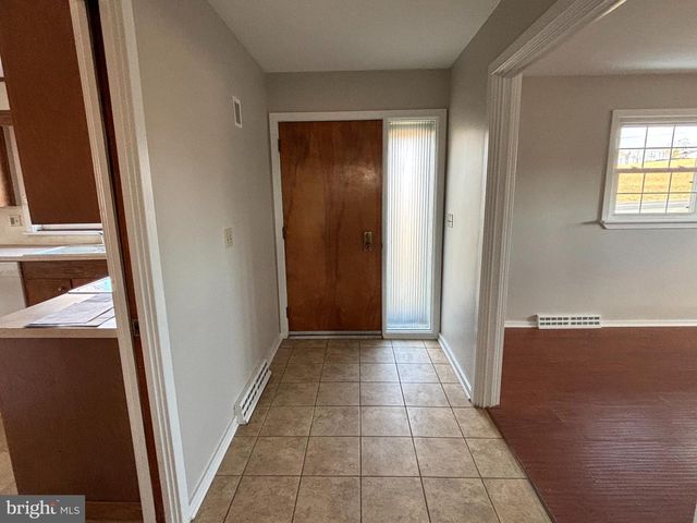 1899 STATE ROUTE 72 N, Lebanon, PA 17046