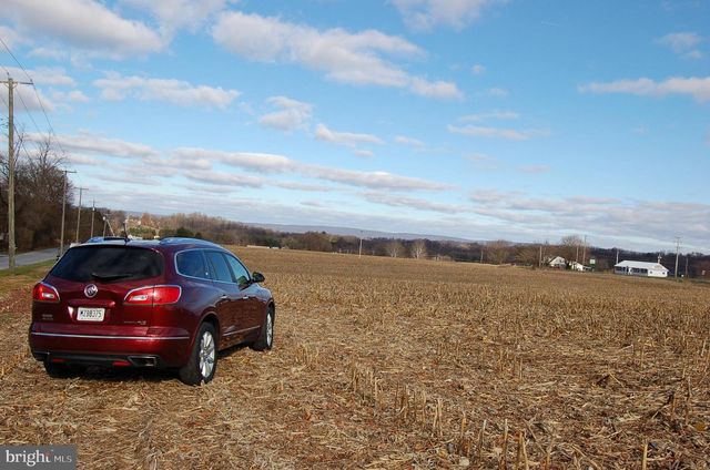 1899 STATE ROUTE 72 N, Lebanon, PA 17046