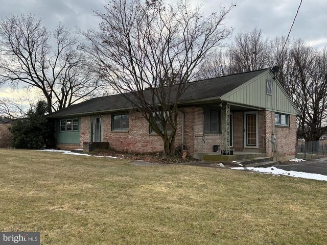 1899 STATE ROUTE 72 N, Lebanon, PA 17046