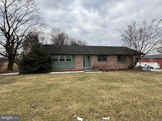 1899 STATE ROUTE 72 N, Lebanon, PA 17046