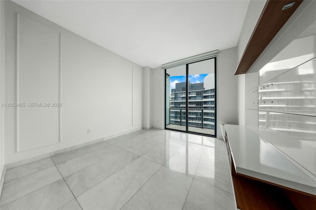 1300 S Miami Ave PH5210, Miami, FL 33130