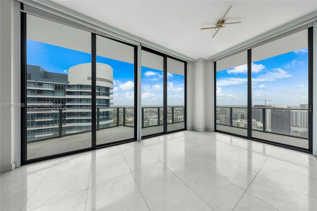 1300 S Miami Ave PH5210, Miami, FL 33130