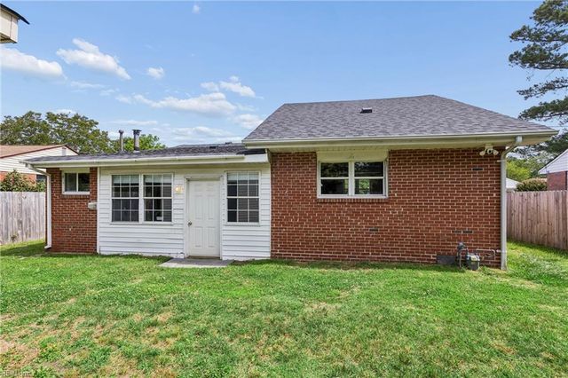 328 Velva DR, Chesapeake, VA 23325