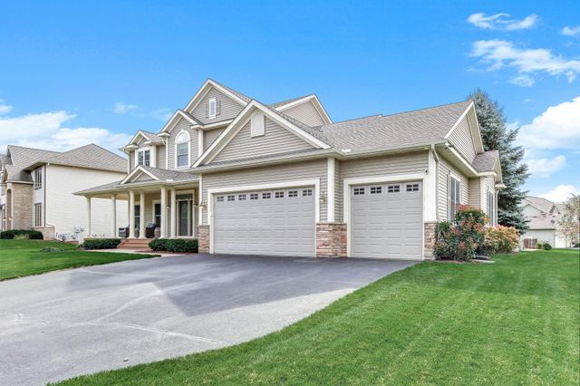 5725 103rd Avenue N, Brooklyn Park, MN 55443