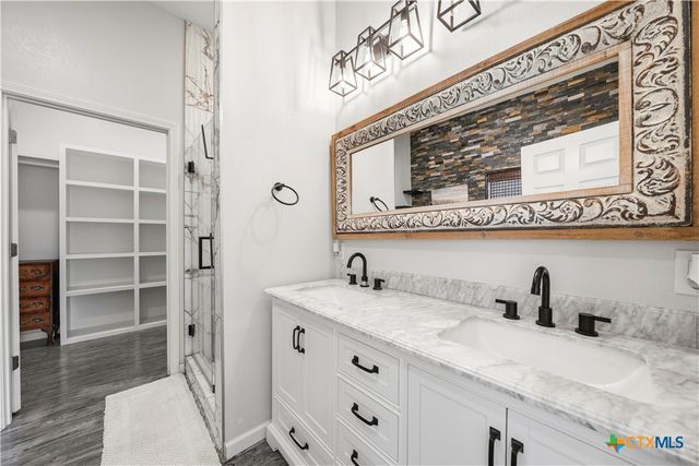 351 Line Camp Loop, Spring Branch, TX 78070