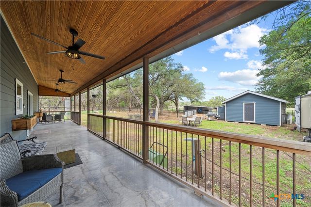 351 Line Camp Loop, Spring Branch, TX 78070