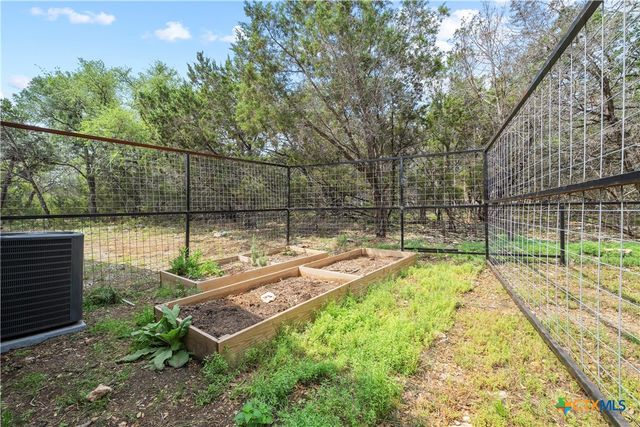351 Line Camp Loop, Spring Branch, TX 78070
