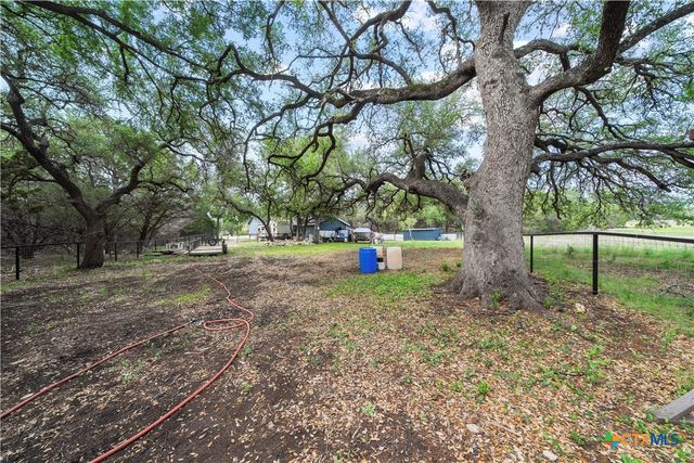 351 Line Camp Loop, Spring Branch, TX 78070