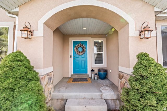 58 E WILDHORSE RD, Saratoga Springs, UT 84045