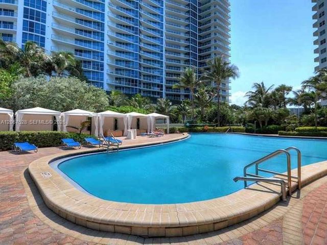 3001 S Ocean Drive 229, Hollywood, FL 33019