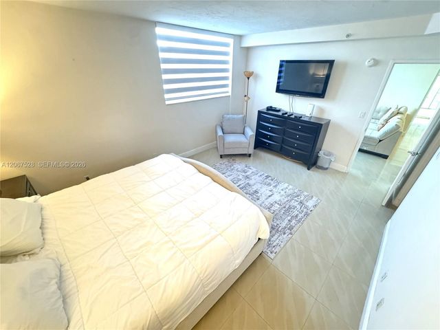 3001 S Ocean Drive 229, Hollywood, FL 33019