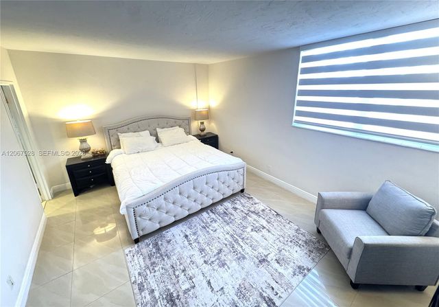3001 S Ocean Drive 229, Hollywood, FL 33019