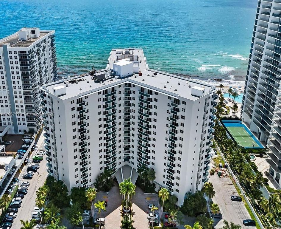 3001 S Ocean Drive 229, Hollywood, FL 33019