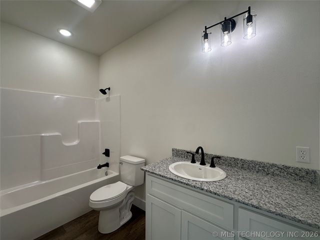 608 S 3rd Street, Morris, OK 74445