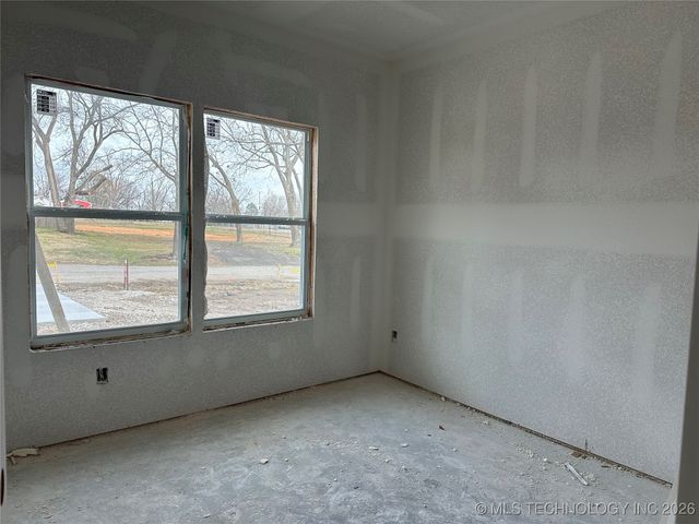 608 S 3rd Street, Morris, OK 74445