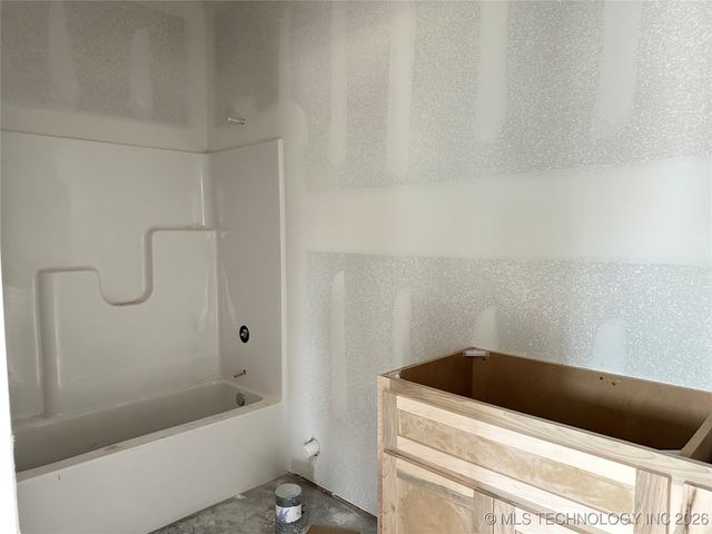 608 S 3rd Street, Morris, OK 74445