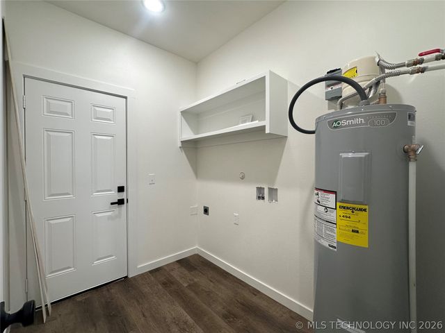 608 S 3rd Street, Morris, OK 74445