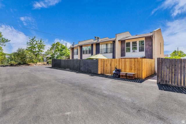 886 N 350 E, Orem, UT 84057