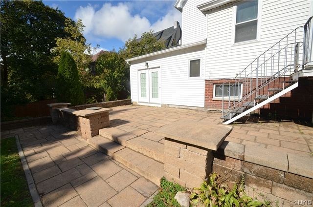 210 Lincoln Park Drive, Syracuse, NY 13203