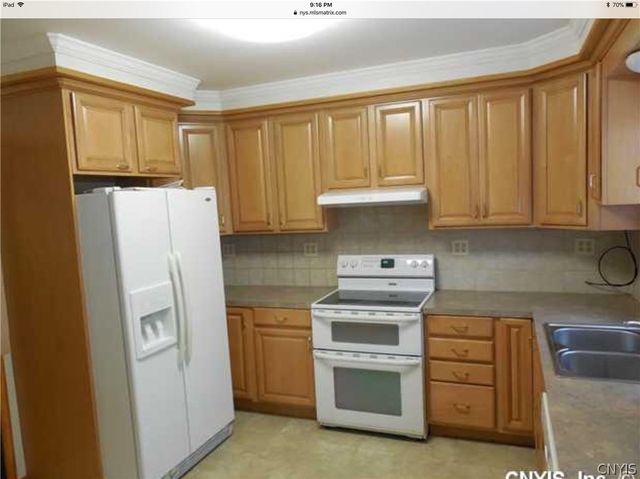 210 Lincoln Park Drive, Syracuse, NY 13203