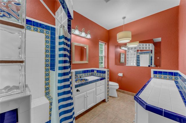 111 Woodlawn DR, Kingsland, TX 78639