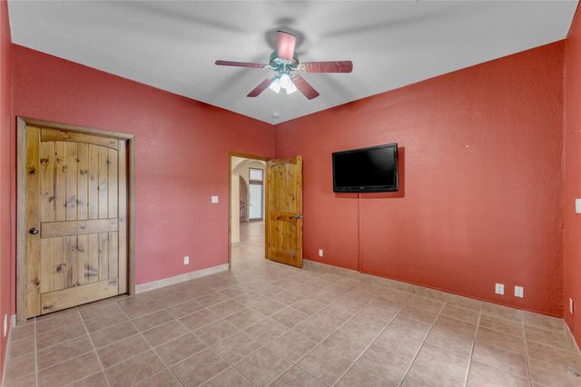 111 Woodlawn DR, Kingsland, TX 78639