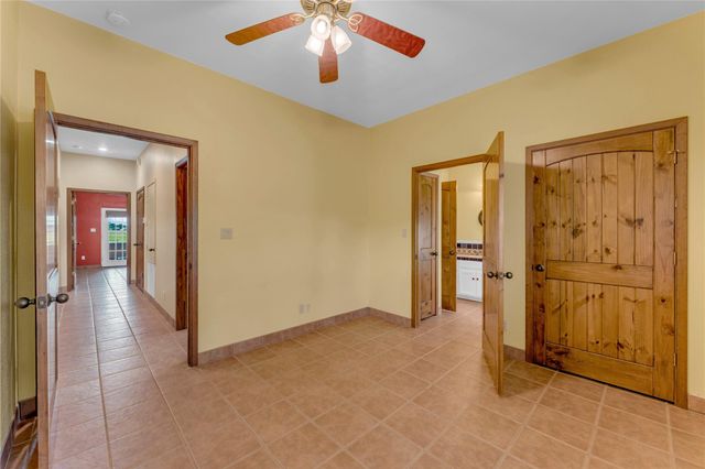 111 Woodlawn DR, Kingsland, TX 78639