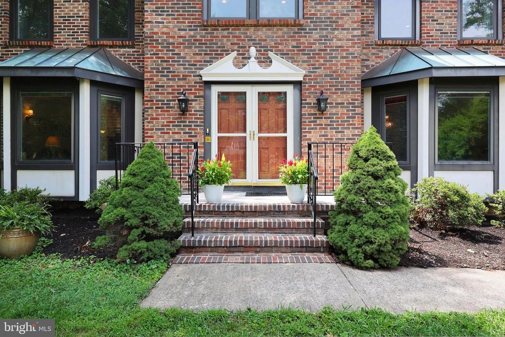 43 BENFORD DR, Princeton Junction, NJ 08550