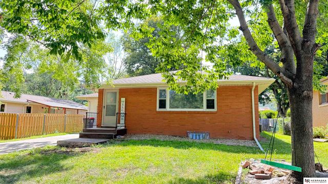 4431 S 46th Street, Lincoln, NE 68156