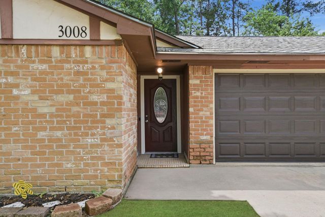 3008 Hunnington Drive, Conroe, TX 77303