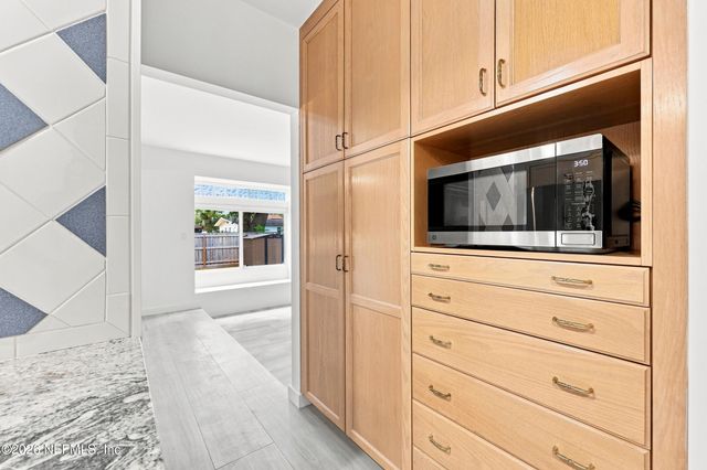 2430 IRONWOOD Drive, Jacksonville, FL 32216