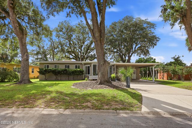 2430 IRONWOOD Drive, Jacksonville, FL 32216