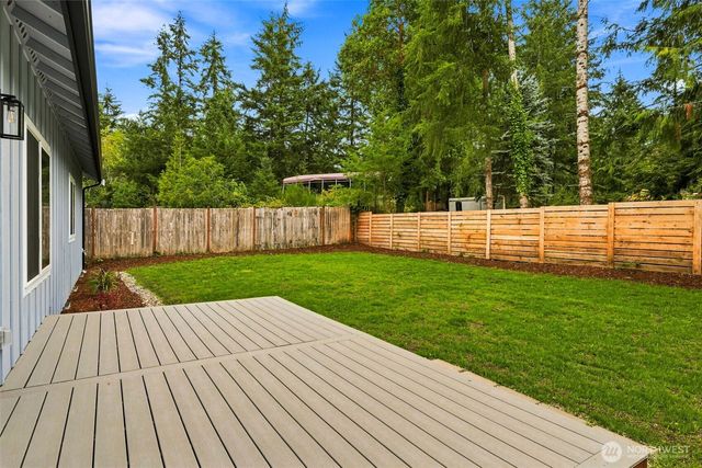 740 E Lakeshore Drive East, Shelton, WA 98584