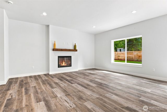 740 E Lakeshore Drive East, Shelton, WA 98584