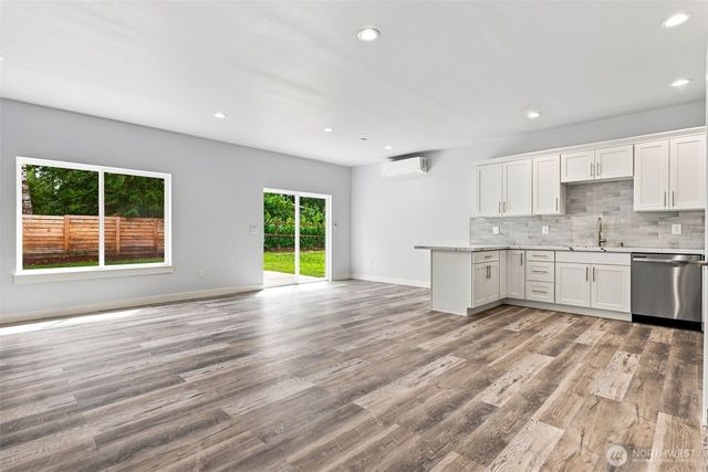 740 E Lakeshore Drive East, Shelton, WA 98584