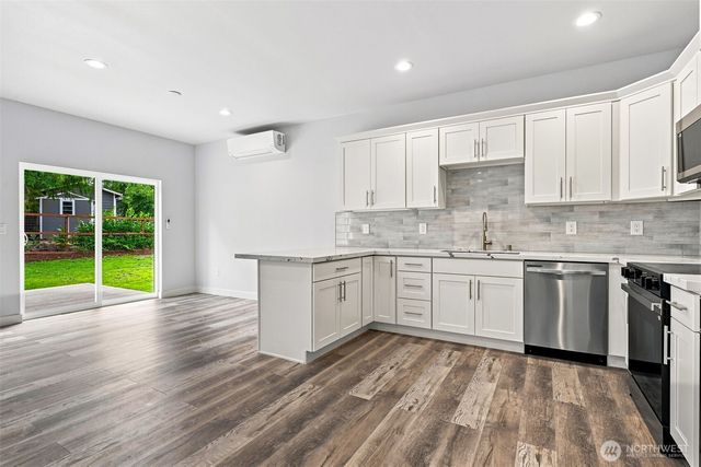 740 E Lakeshore Drive East, Shelton, WA 98584