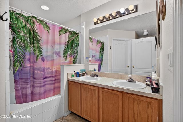 145 DOVER BLUFF Drive, Orange Park, FL 32073