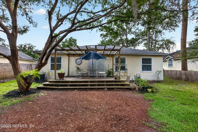 145 DOVER BLUFF Drive, Orange Park, FL 32073
